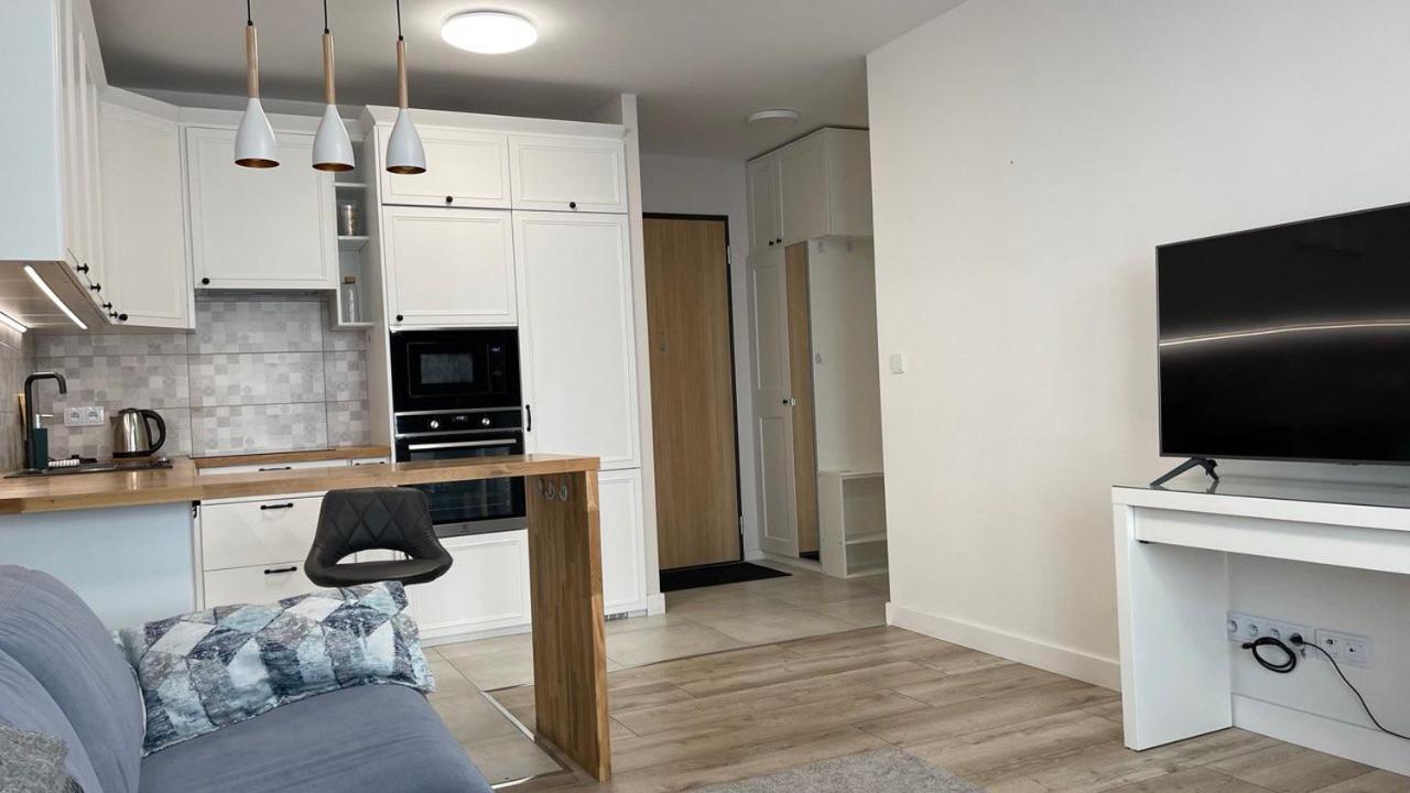 2-room On Wola, Bright And Cozy Appartement Warschau